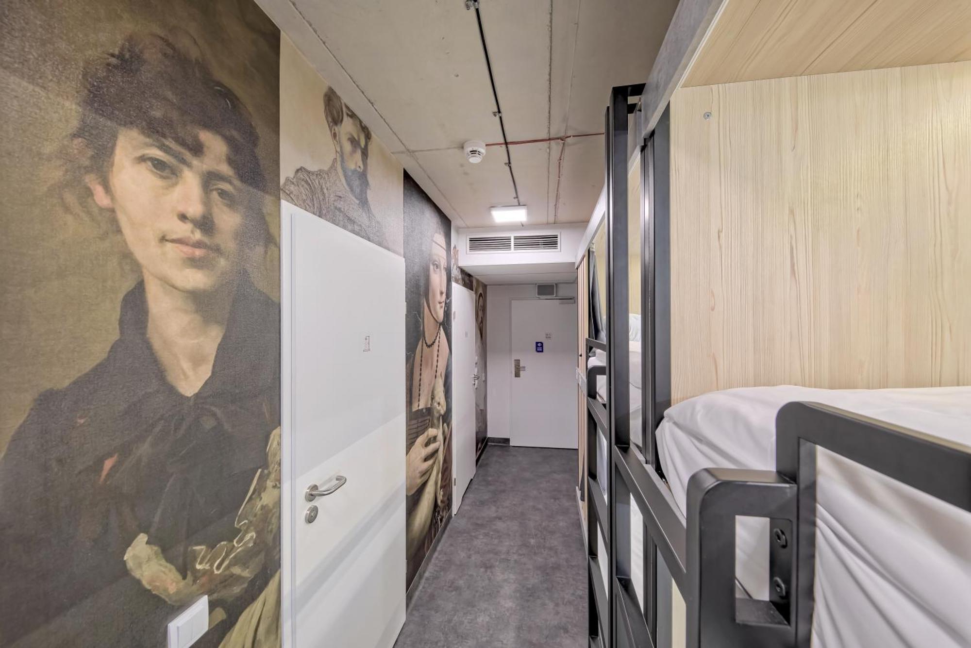 Easy One Premium Art Aparthotel Krakow Exterior photo
